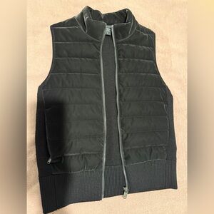 Athleta Hanover Black Quilet Vest